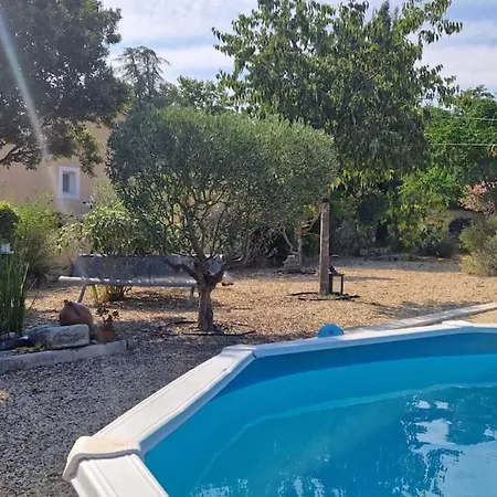 120 M2 Terrain 1200m2 Piscine Aubais
